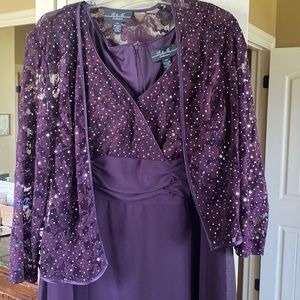 R&M Collection. Formal. Purple. Size 20.